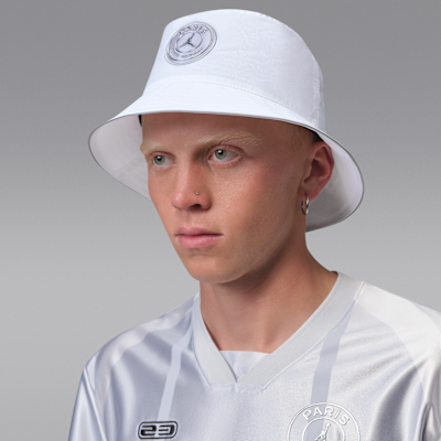 Paris Saint-Germain Apex Bucket Hat. Nike.com